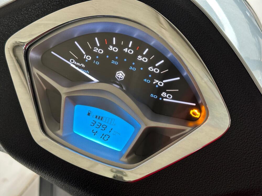 Piaggio Liberty 50 3V (2021 - 24) (5)