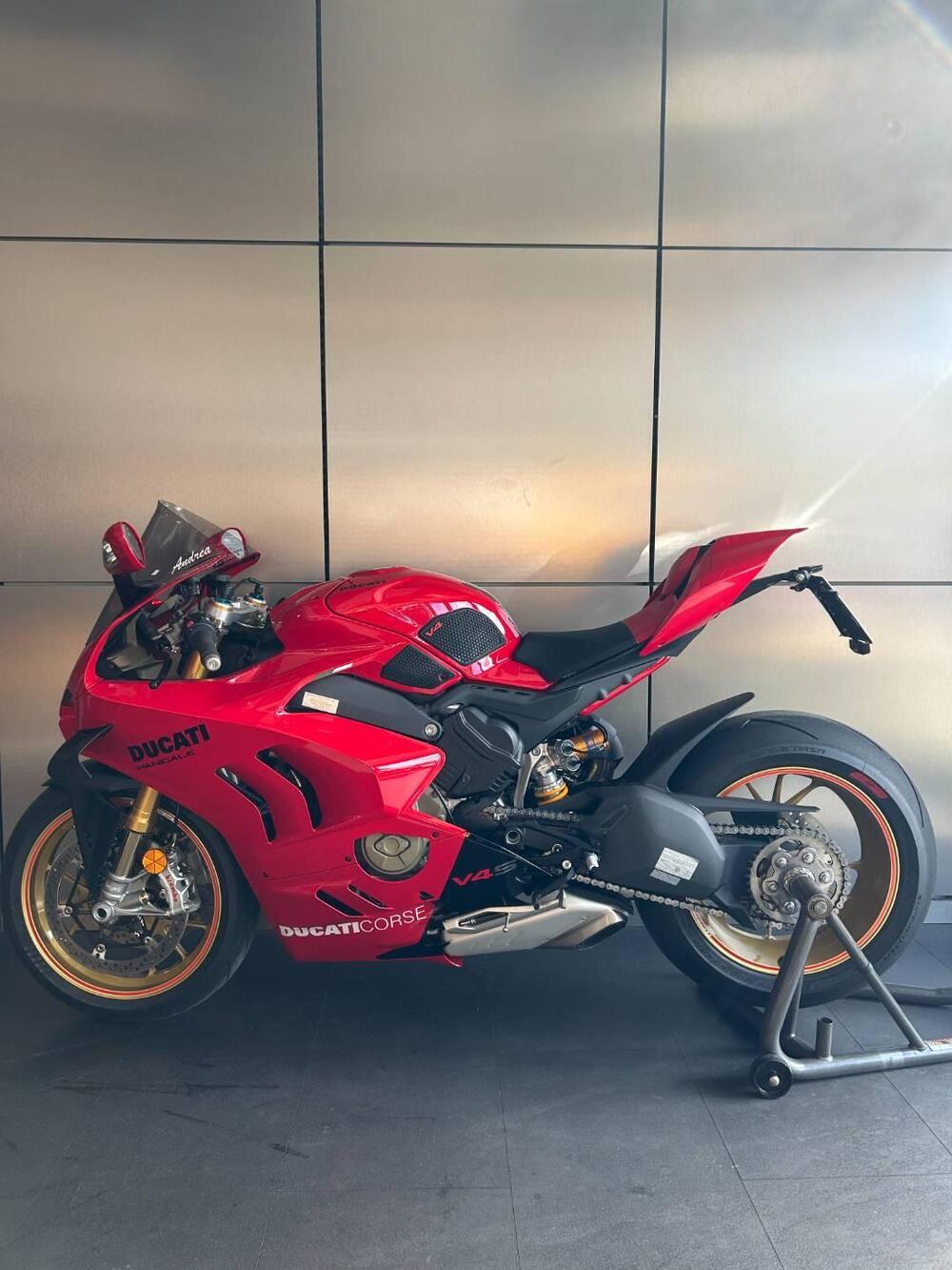 Ducati Panigale V4 S (2022 - 24) (3)
