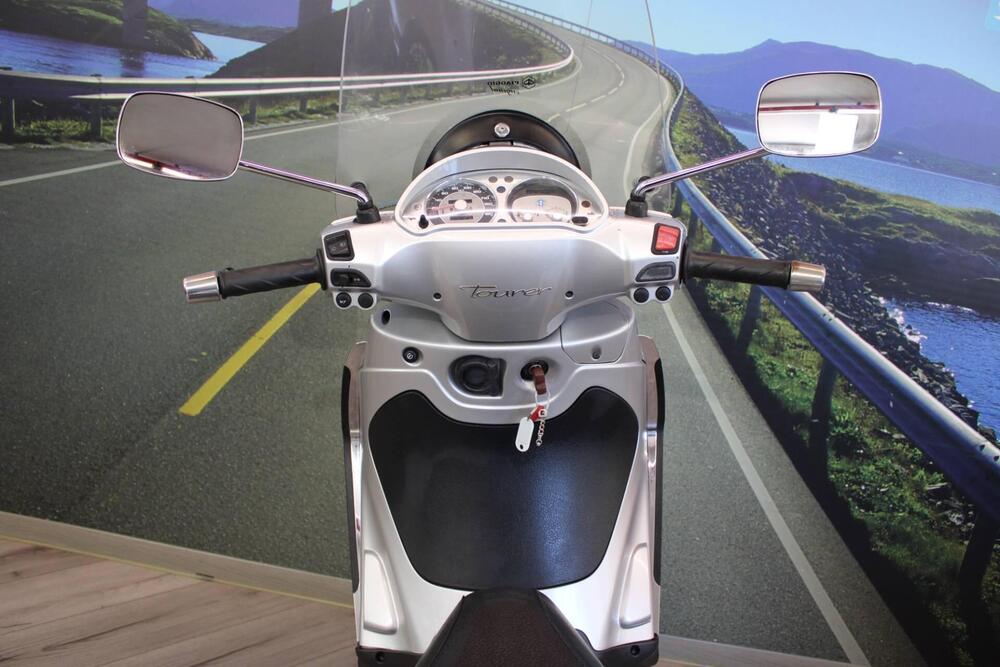 Piaggio Beverly 250 i.e. (2004 - 06) (20)