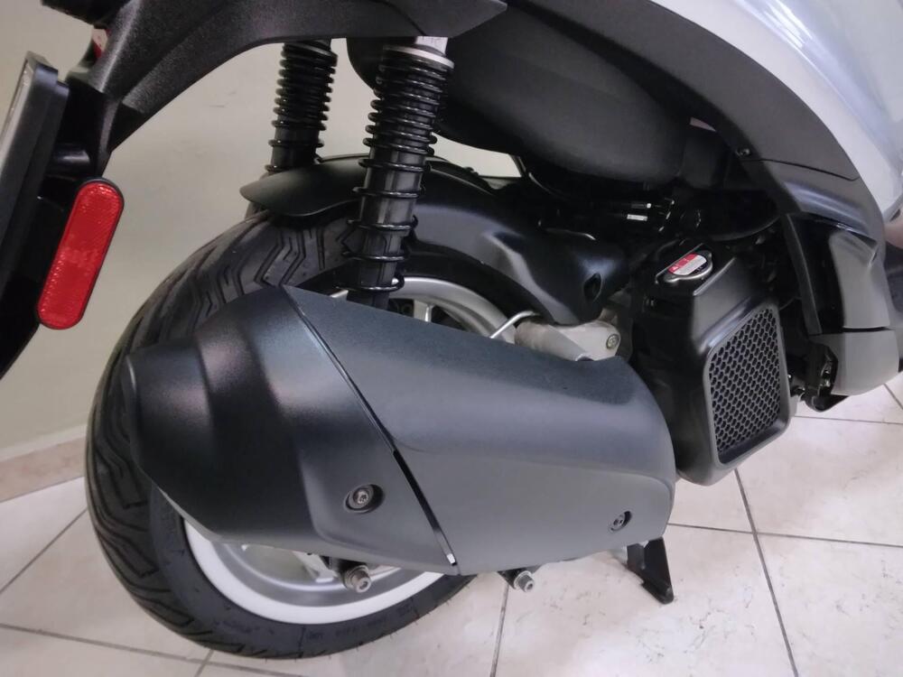 Piaggio Medley 150 ABS (2021 - 25) (9)