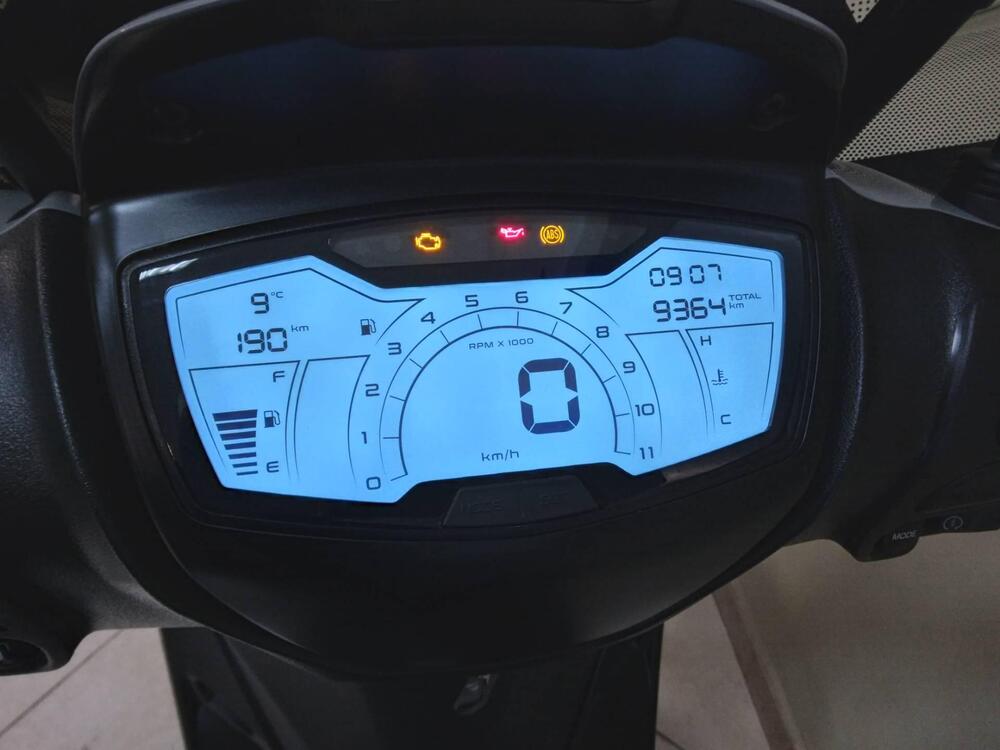 Piaggio Medley 150 S ABS (2021 - 25) (2)