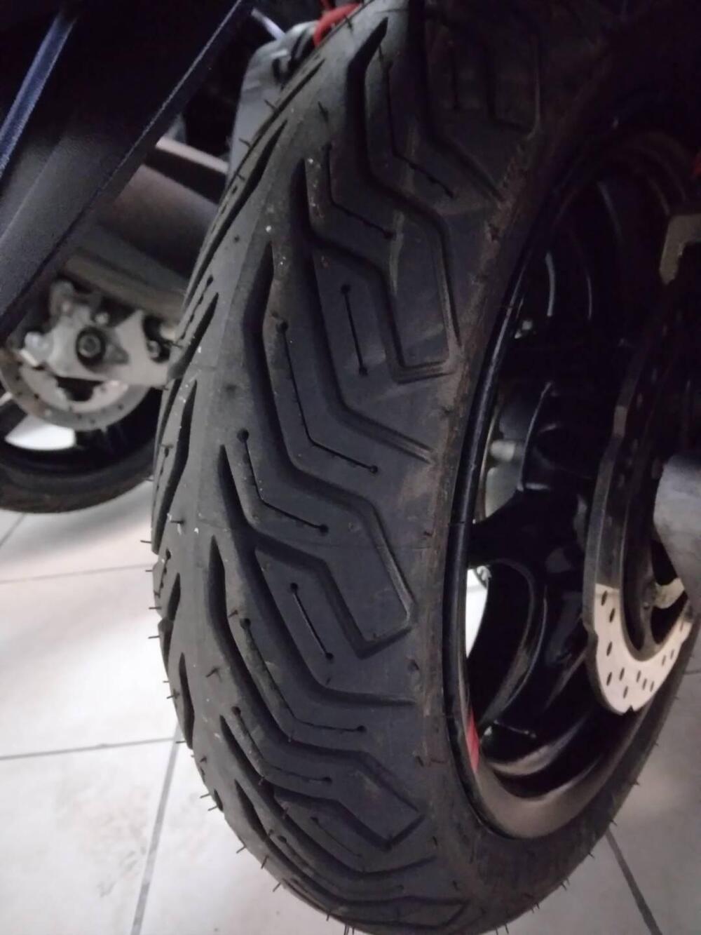 Piaggio Medley 150 S ABS (2021 - 25) (9)