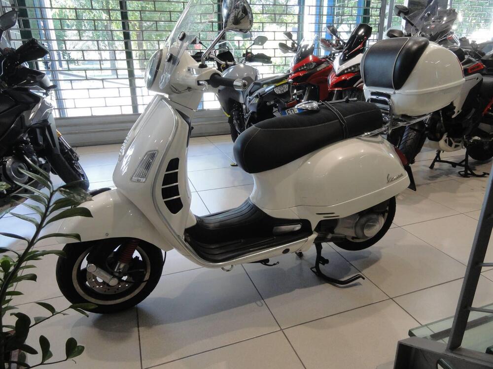 Vespa GTS 300 (2010 - 14) (5)