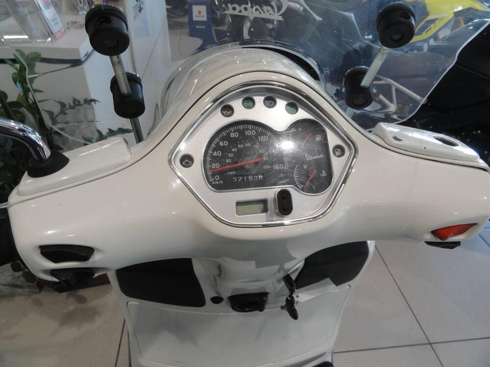 Vespa GTS 300 (2010 - 14) (7)