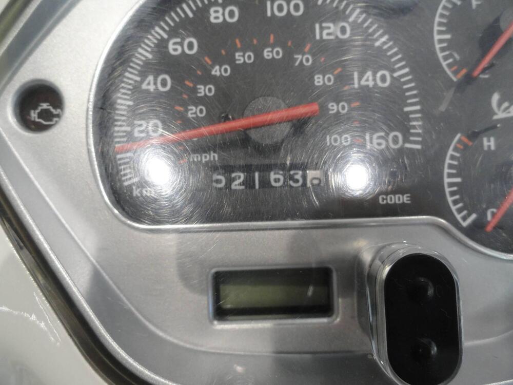 Vespa GTS 300 (2010 - 14) (8)