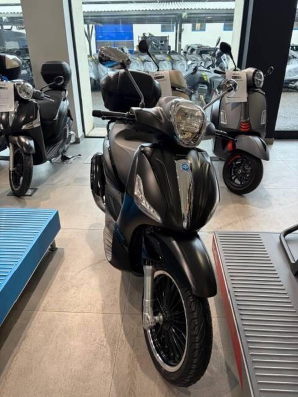 Piaggio Beverly 300 i.e. Police ABS-ASR (2017 - 20)