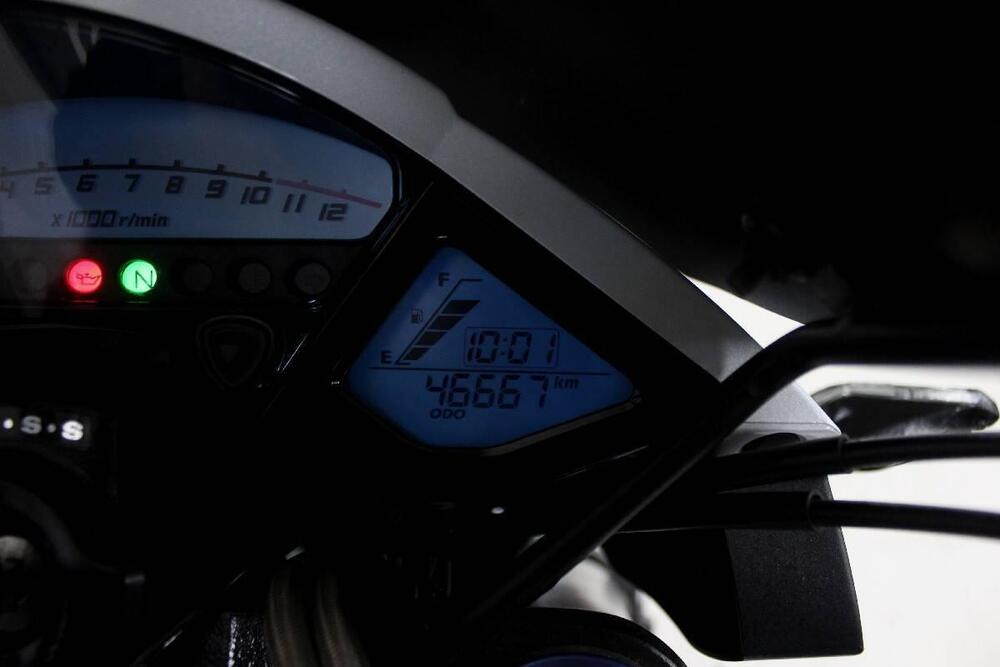 Honda CB 1000 R (2008 - 10) (7)