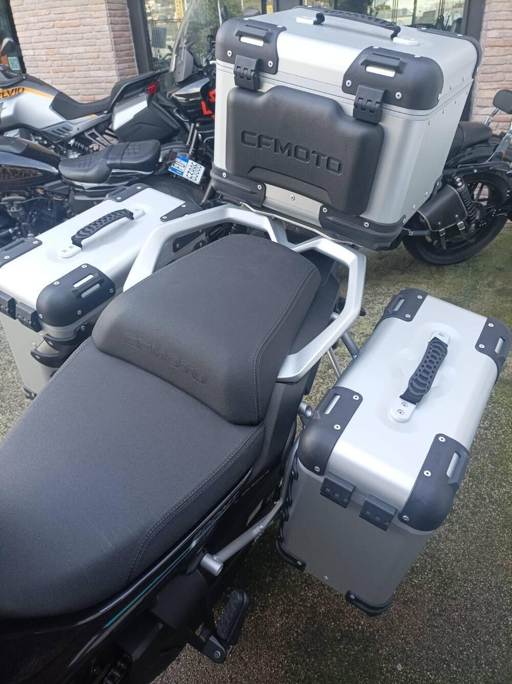 CFMOTO 800MT Touring (2022 - 25) (3)