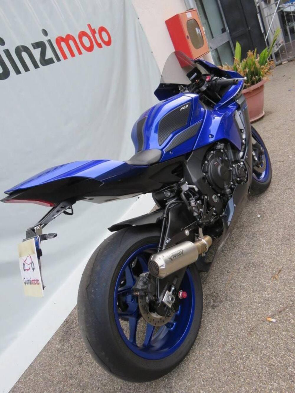 Yamaha YZF R1 (2020 - 25) (11)