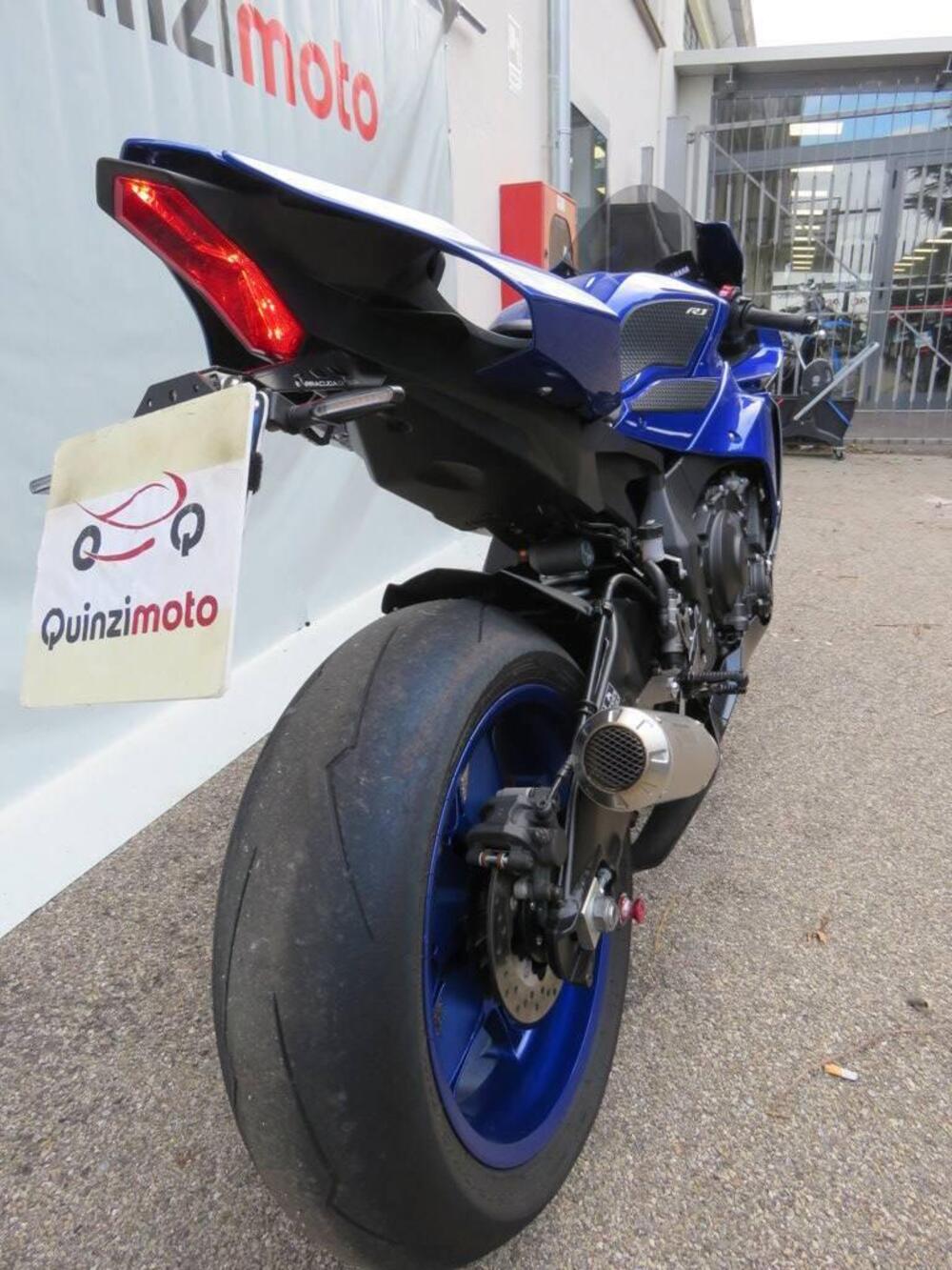 Yamaha YZF R1 (2020 - 25) (17)