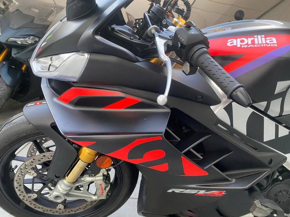 Aprilia RSV4 1100 Factory (2021 - 24) (7)