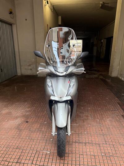 Honda SH 350 (2021 - 24) usata