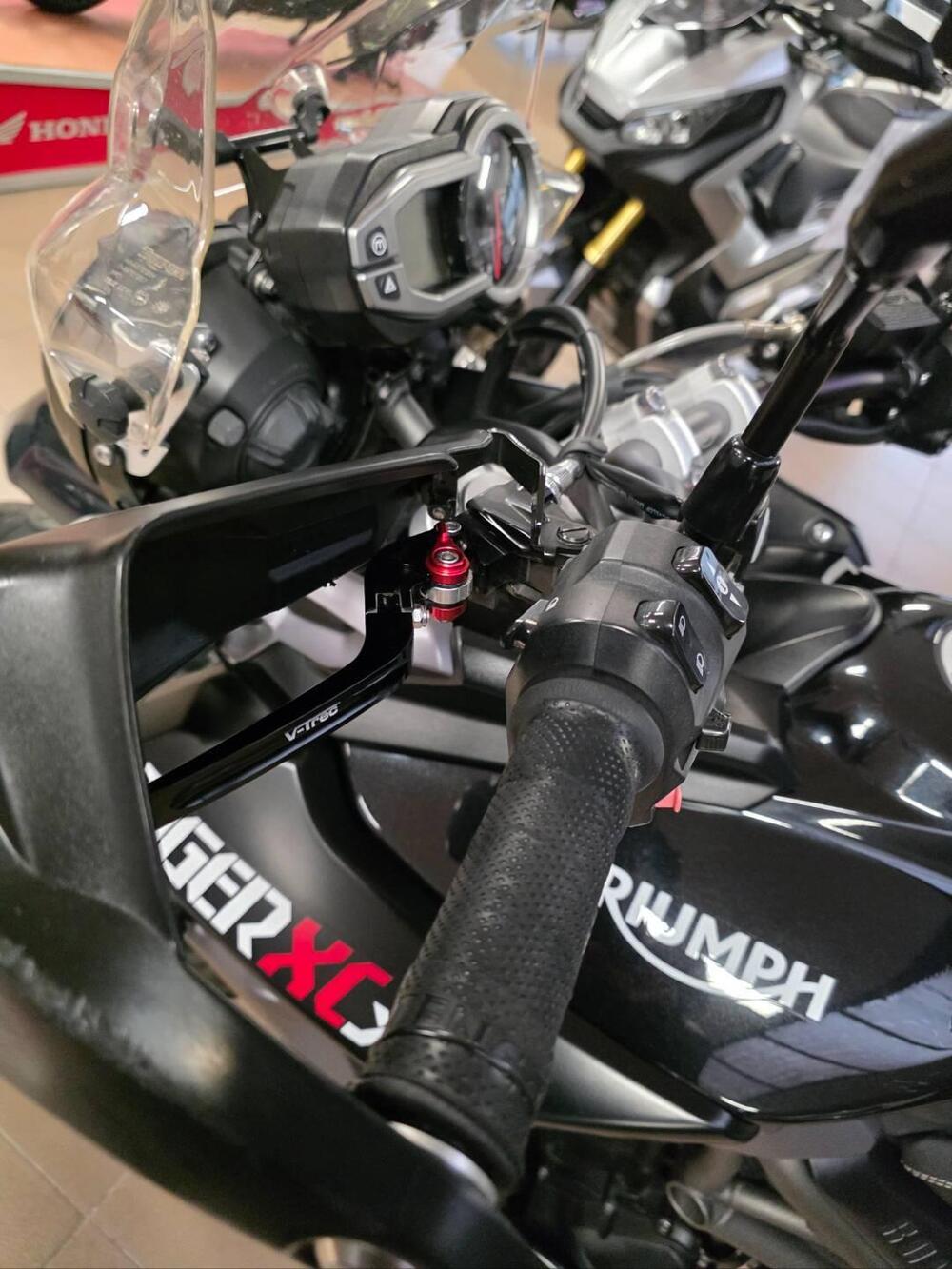 Triumph Tiger 800 XCx (2015 - 17) (9)