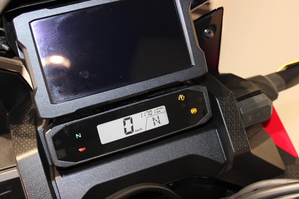 Honda Africa Twin CRF 1100L DCT (2022 - 23) (6)