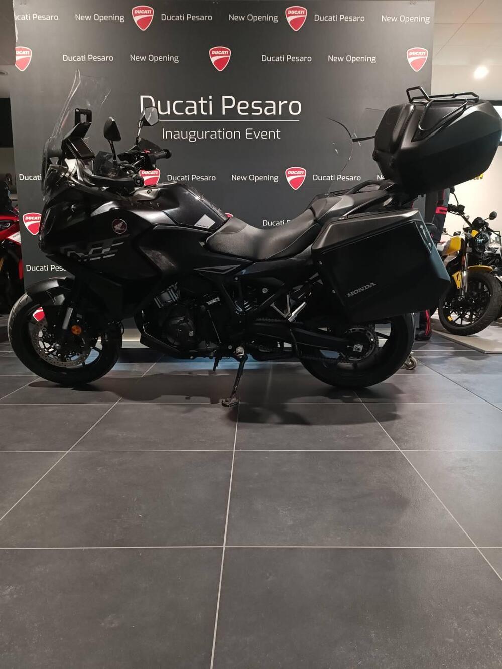 Honda NT 1100 Travel (2022 - 24) (19)