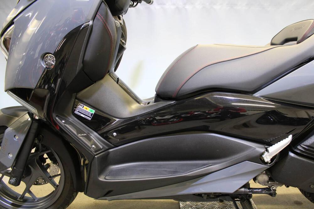 Yamaha X-Max 300 Tech Max (2021 - 24) (16)