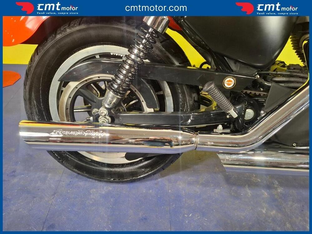 Harley-Davidson 883 R (2004 - 05) - XL 883R (7)