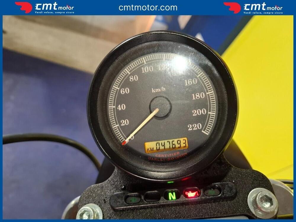 Harley-Davidson 883 R (2004 - 05) - XL 883R (8)