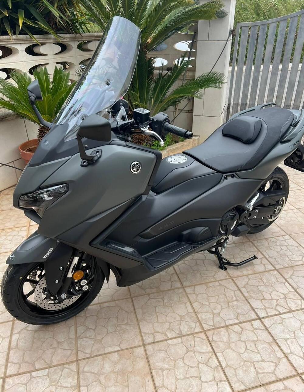 Yamaha T-Max 560 Tech Max (2025)