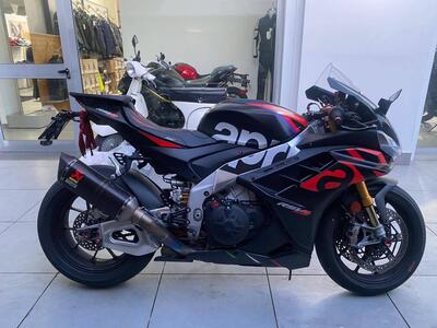 Aprilia RSV4 1100 Factory (2021 - 24) usata