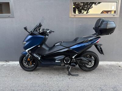 Yamaha T-Max 530 DX (2017 - 19) usata