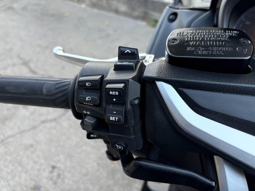 Yamaha T-Max 530 DX (2017 - 19) (15)