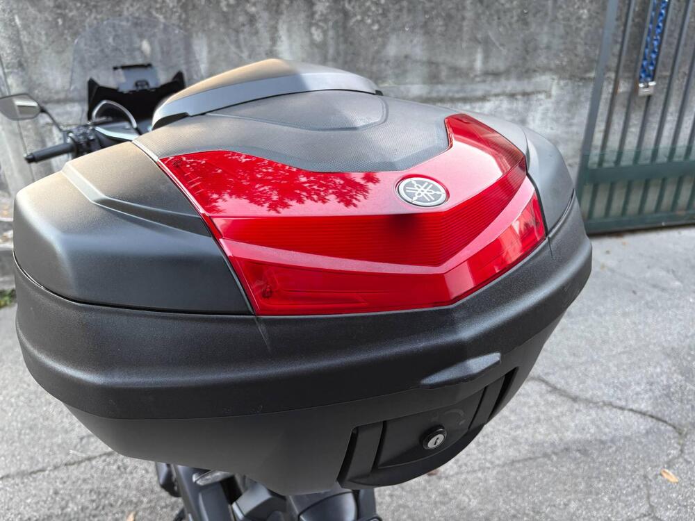 Yamaha T-Max 530 DX (2017 - 19) (17)