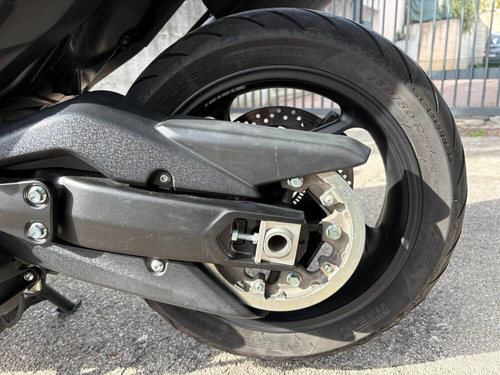 Yamaha T-Max 560 (2020 - 21) (8)