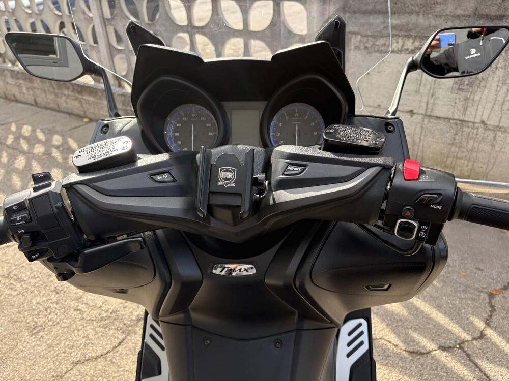 Yamaha T-Max 560 (2020 - 21) (11)
