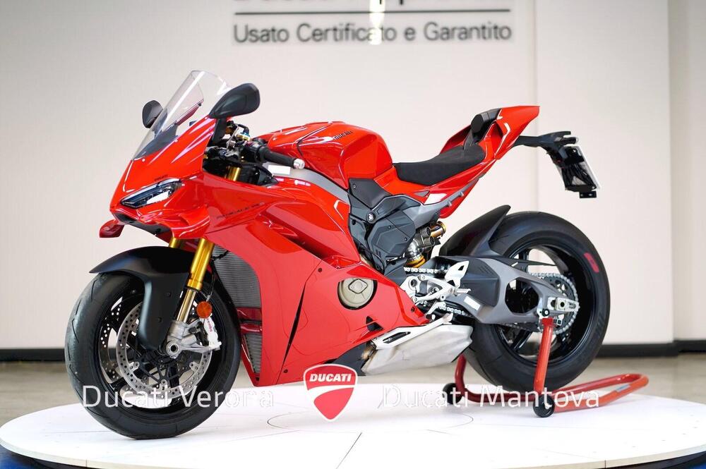 Ducati Panigale V4 S (2025) (4)
