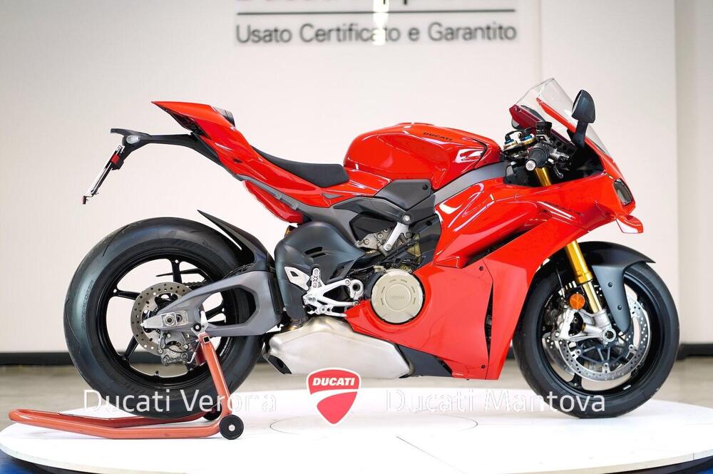 Ducati Panigale V4 S (2025) (8)