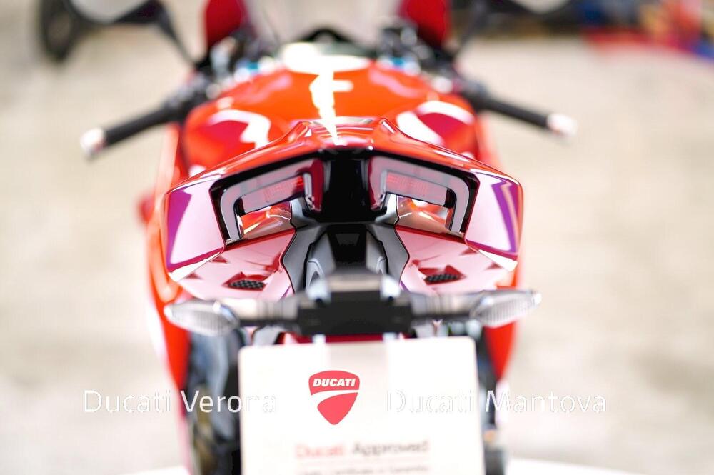 Ducati Panigale V4 S (2025) (11)