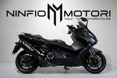 Yamaha T-Max 560 Tech Max (2020) usata