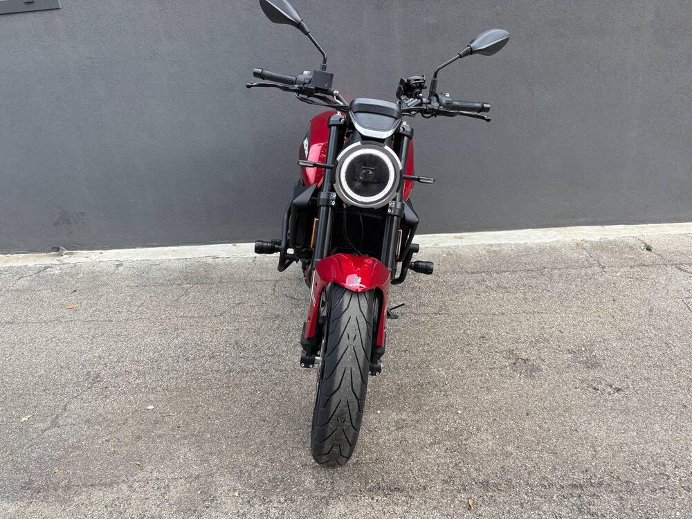 Moto Morini SEIEMMEZZO STR (2022 - 25) (3)