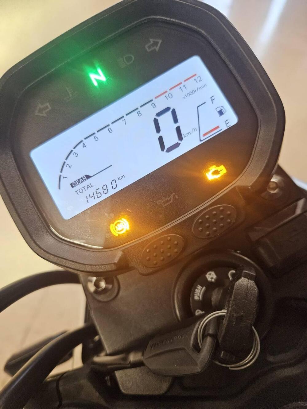 Voge Trofeo 300AC (2021 - 25) (6)