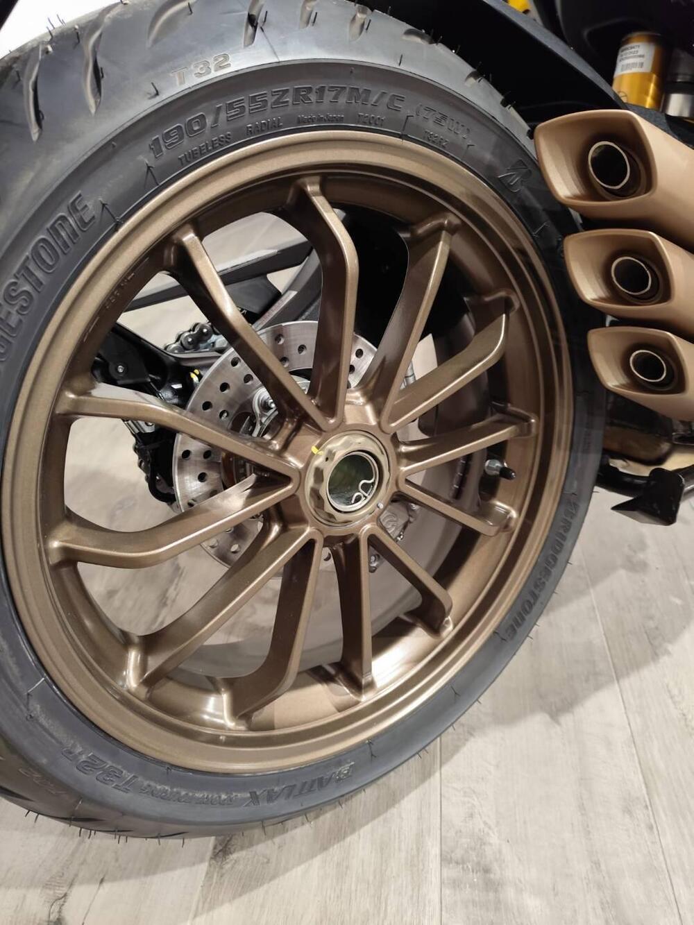 MV Agusta Turismo Veloce 800 Lusso SCS (2021 - 25) (13)