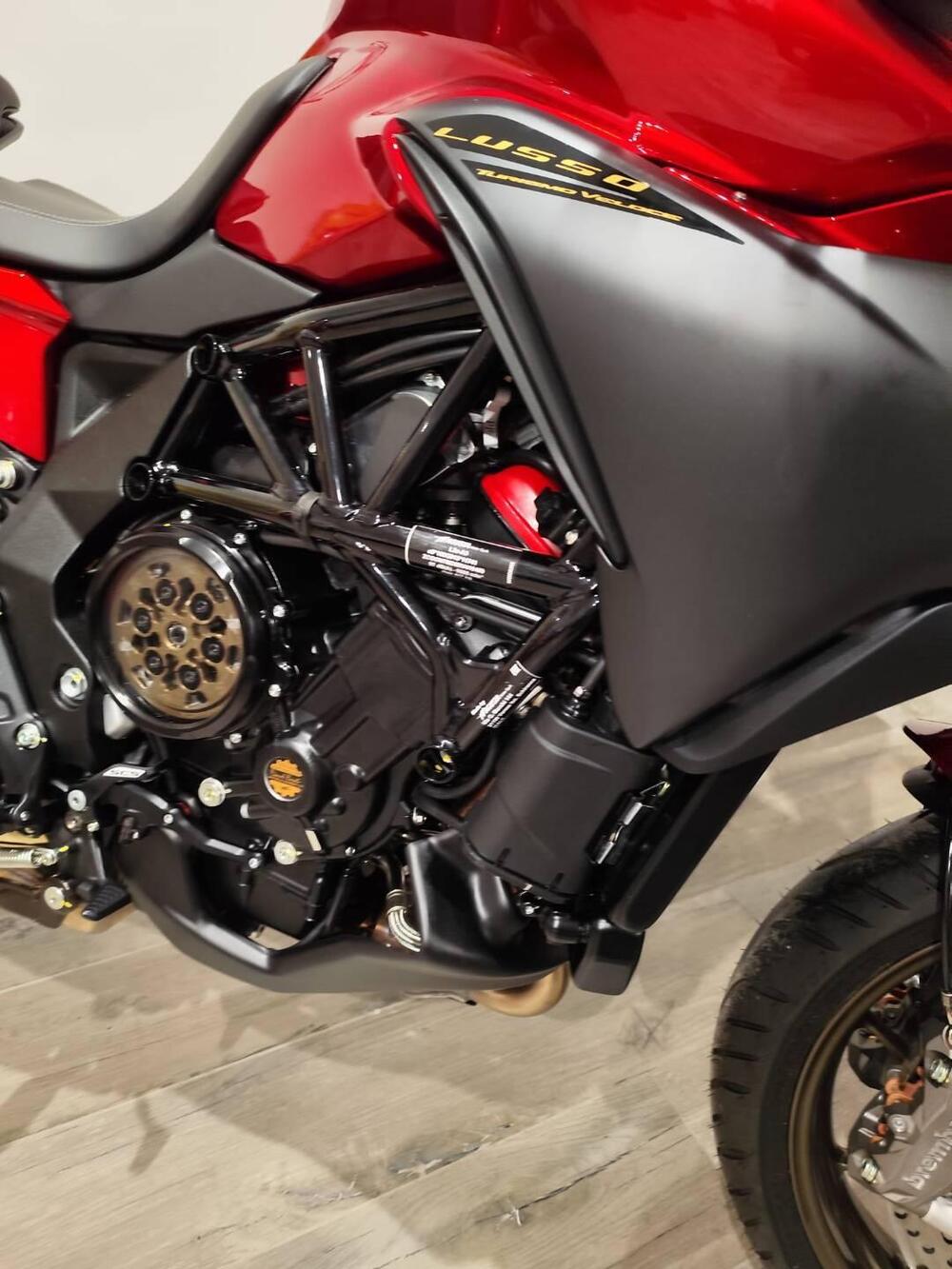 MV Agusta Turismo Veloce 800 Lusso SCS (2021 - 25) (16)