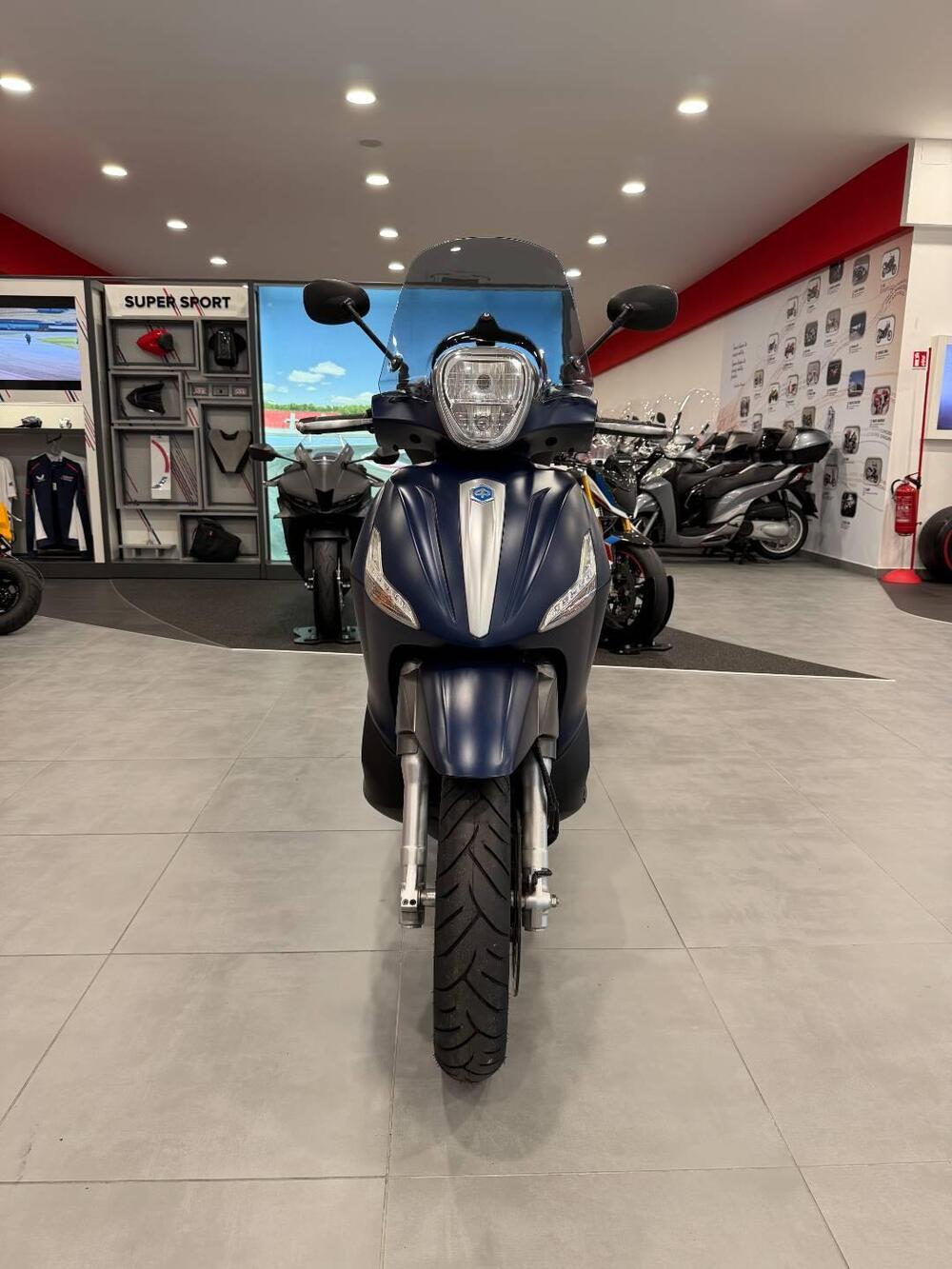 Piaggio Beverly 350 S ABS (2019 - 20) (5)