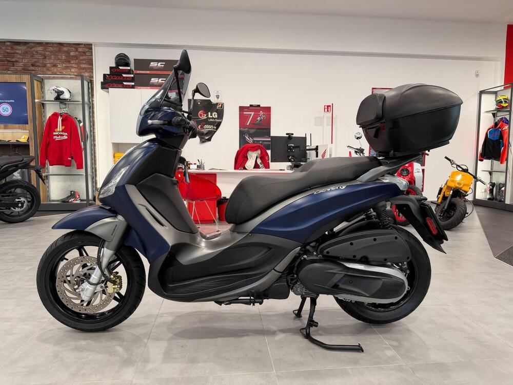 Piaggio Beverly 350 S ABS (2019 - 20) (3)