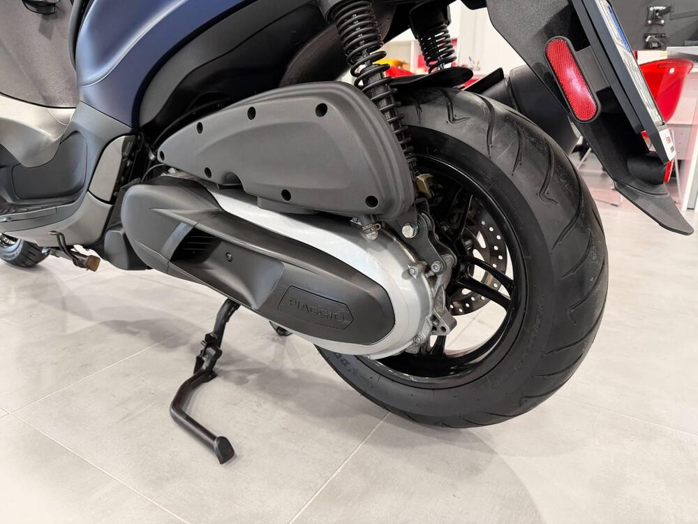 Piaggio Beverly 350 S ABS (2019 - 20) (12)