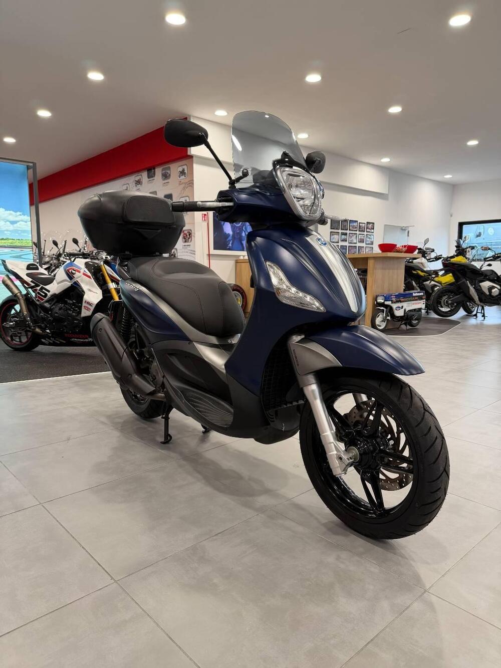 Piaggio Beverly 350 S ABS (2019 - 20) (6)
