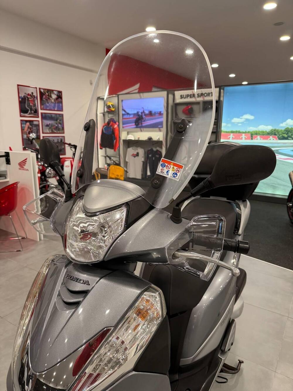 Honda SH 300 i (2011 - 14) (2)