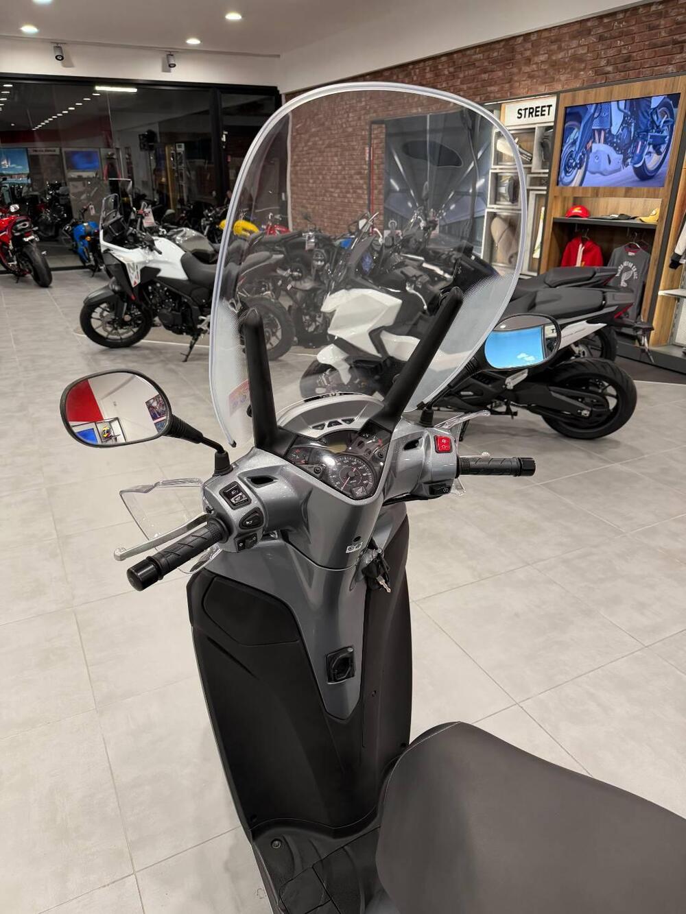 Honda SH 300 i (2011 - 14) (9)