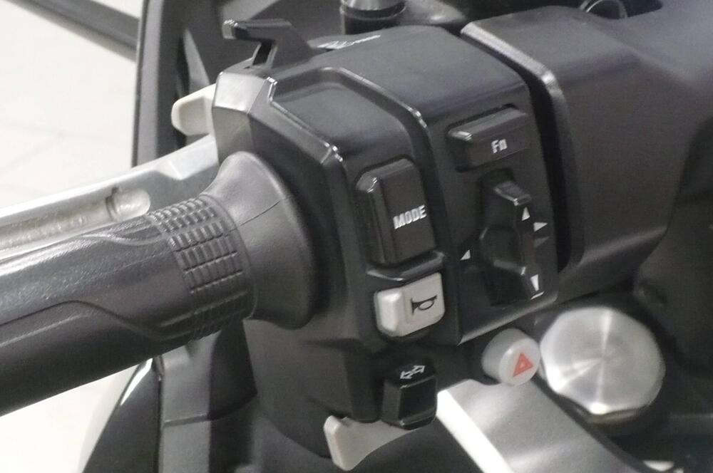 Honda Forza 750 DCT Travel (2021 - 24) (9)