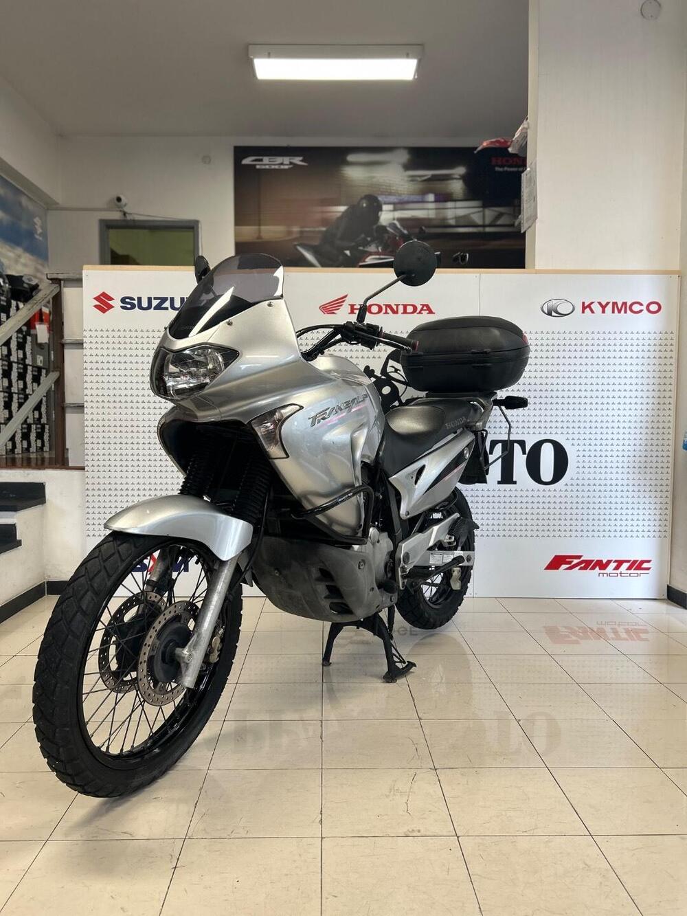 Honda Transalp XL 650V (2005 - 06) (3)