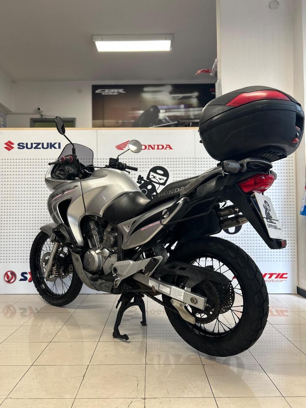 Honda Transalp XL 650V (2005 - 06) (5)