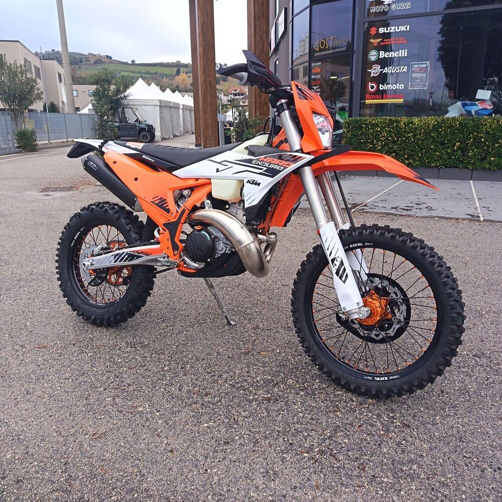 KTM 300 EXC Hardenduro (2026) (3)