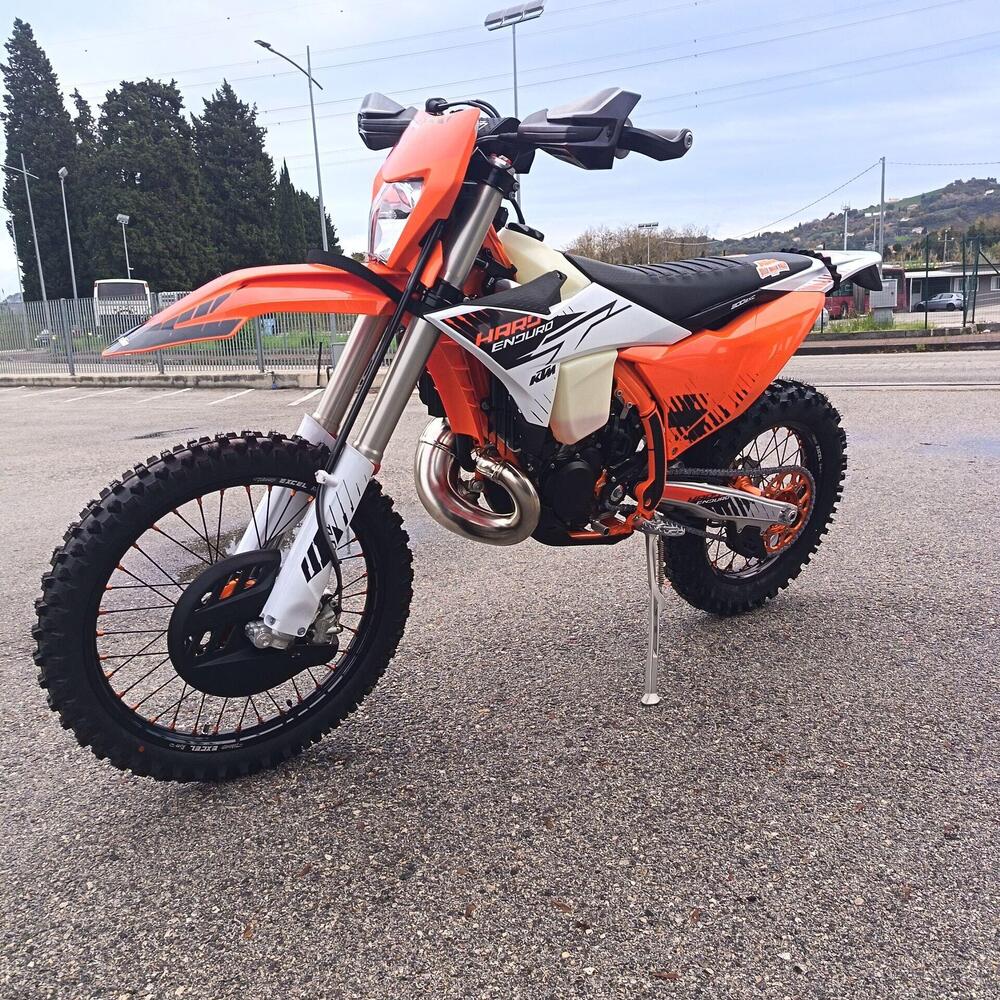 KTM 300 EXC Hardenduro (2026) (5)
