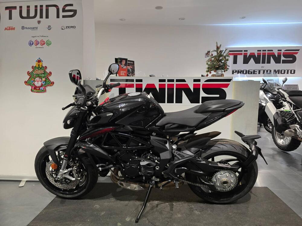 MV Agusta Brutale 800 R (2023 - 25) (5)