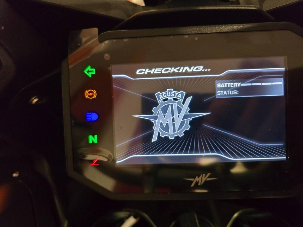 MV Agusta Brutale 800 R (2023 - 25) (13)